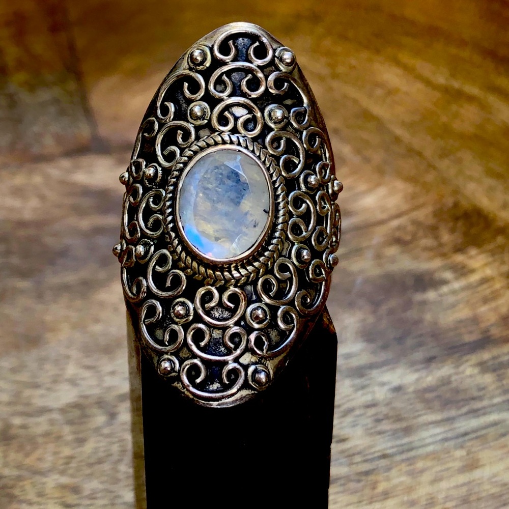 Elongated Filigree 925 Silver Moonstone ring